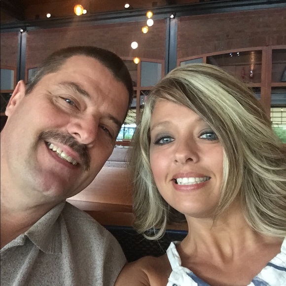 Meet your Posher, Bridget - Picture 2 of 16